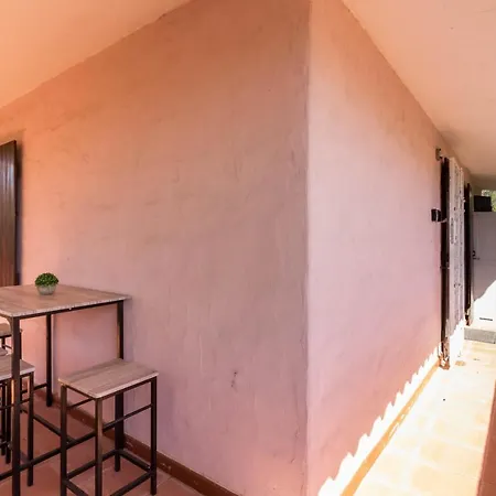 Lido Di Pittulongu With Garden & Parking!