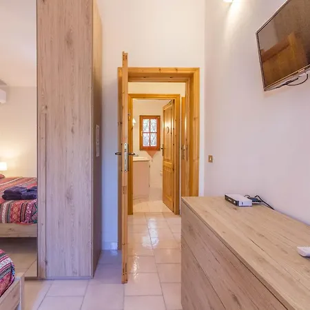 Lido Di Pittulongu With Garden & Parking!